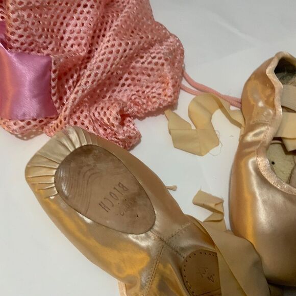 BLOCH Eurostretch pointe shoes size 4XX - Picture 5 of 6